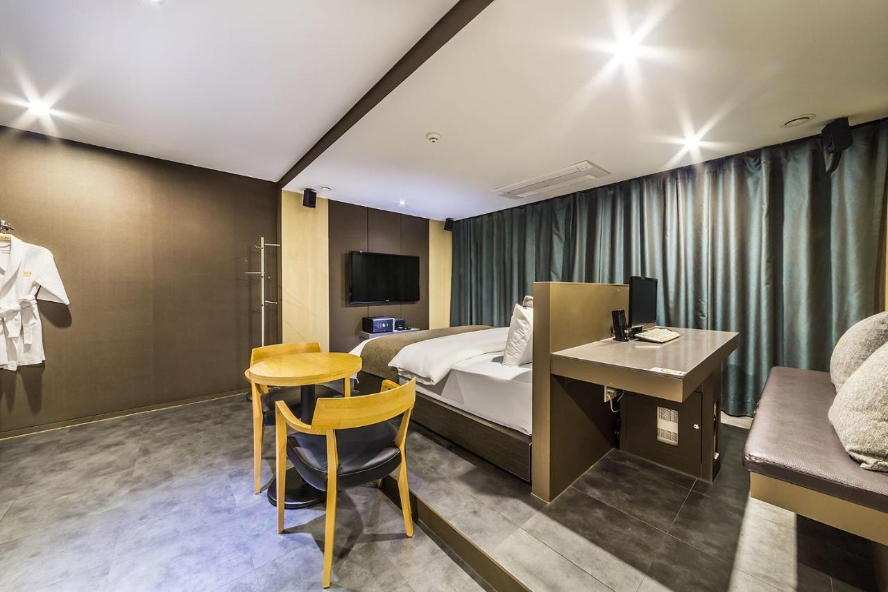 Jbis Hotel Idzsongbu Kültér fotó