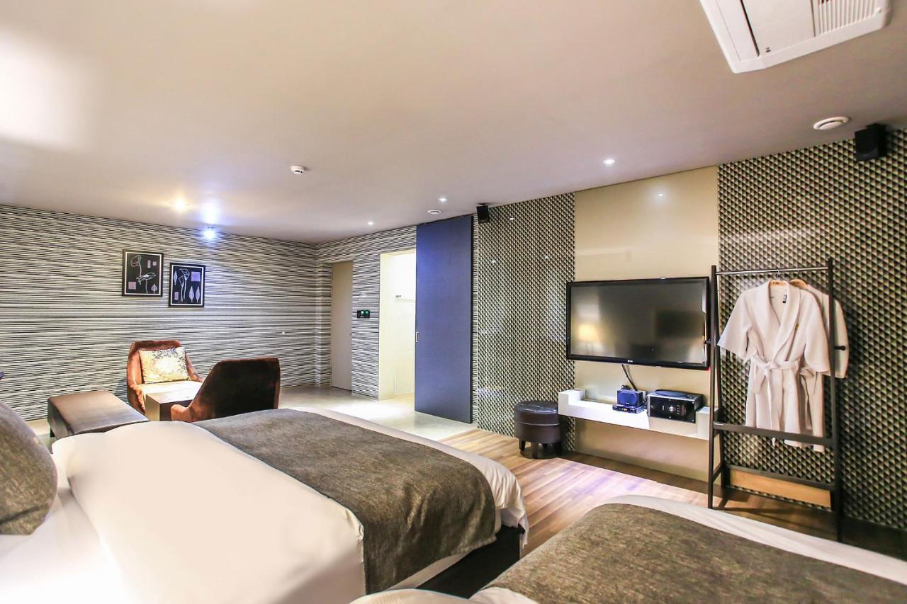 Jbis Hotel Idzsongbu Kültér fotó